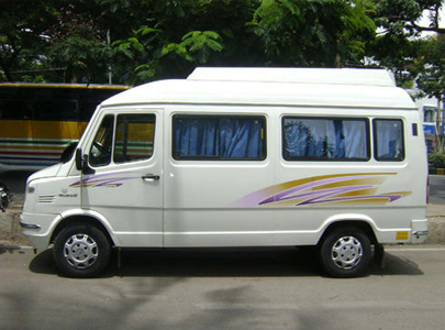 12 Seater Tempo Traveller